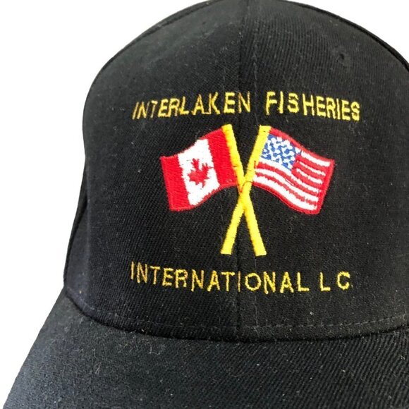 NWT Interlaken Fisheries Hat Cap Black Flexfit Precurved Bill Fishing Boat New - Picture 2 of 8